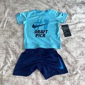 Nike Dri Fit 2 piece Blue Shorts & Shirt Set Size 2T NWT